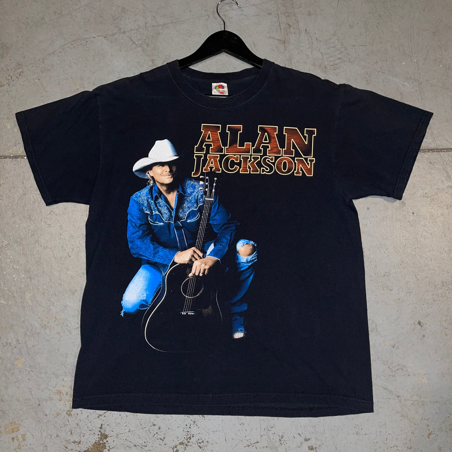 Vintage 2011 Alan Jackson Tour T-shirt. Sz L