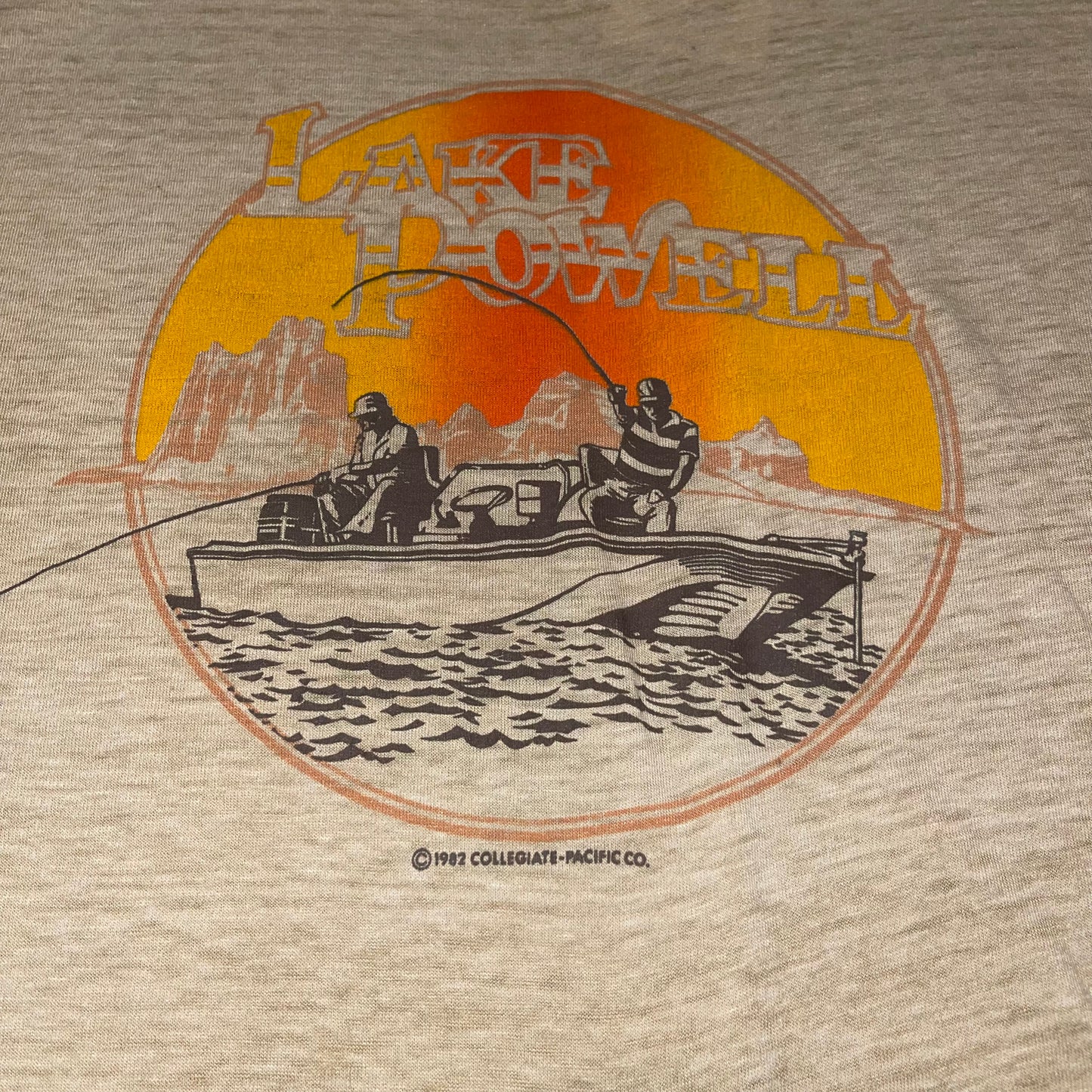 Vintage 1982 Lake Powell Ringer T-shirt. Sz L.