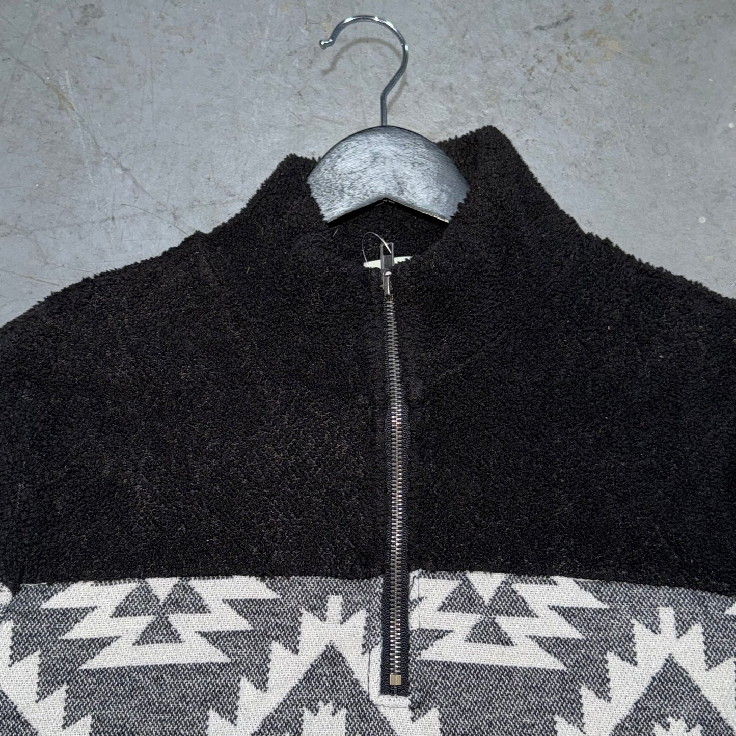 Grace & Emma Tribal Quarter Zip Fleece. Size S