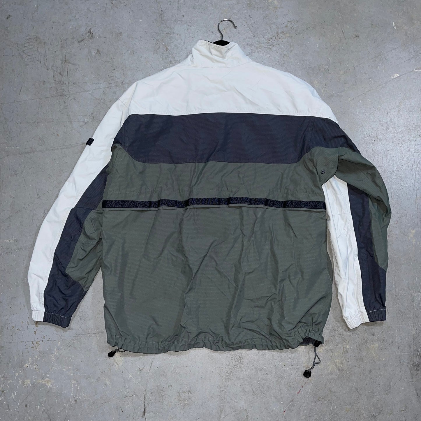 Vintage 90’s Packable Columbia Windbreaker Jacket. Size Large