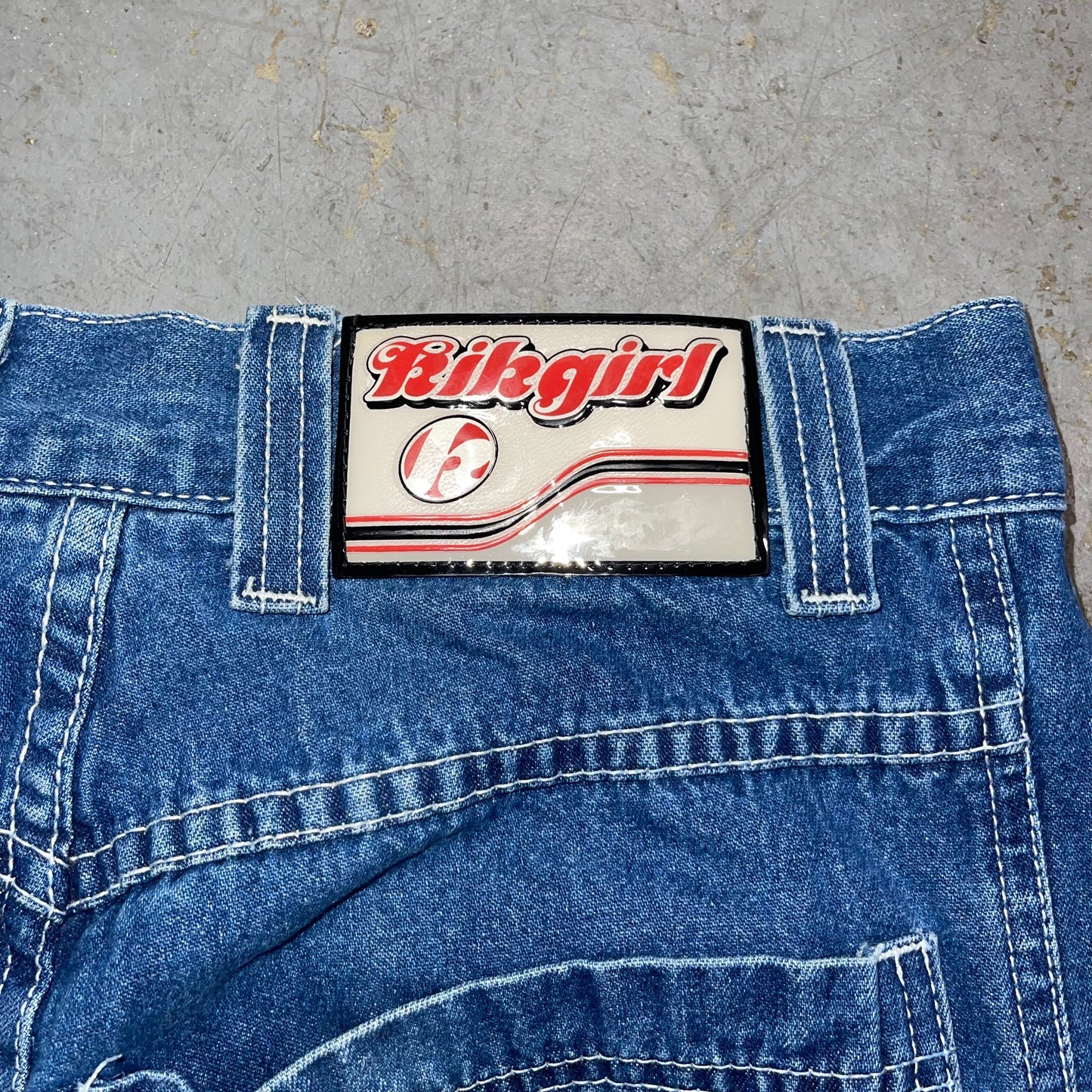 Rare Vintage Kikgirl JNCO Style Jeans. Size 7 (28x39)