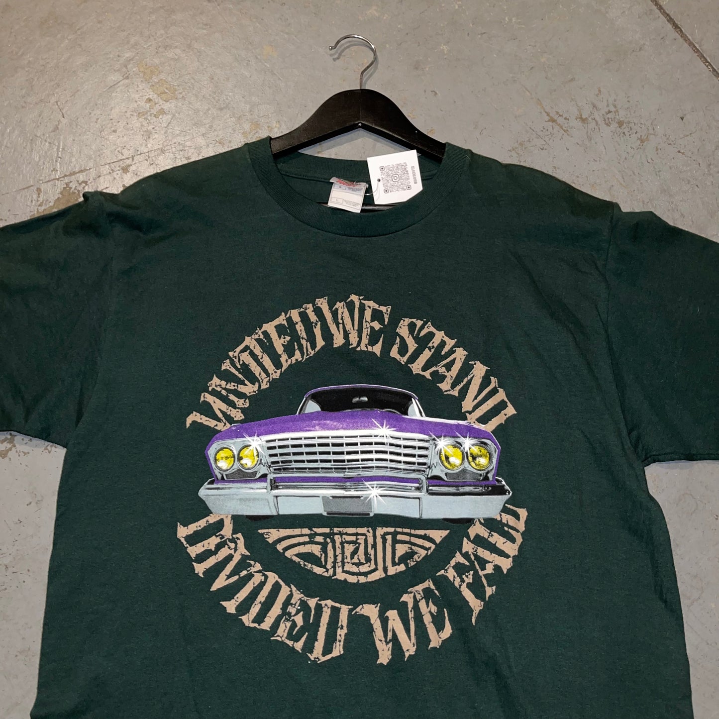 Vintage ‘97 El Rey Del Barrio “United We Stand Divided We Fall” Lowrider Style T. Large