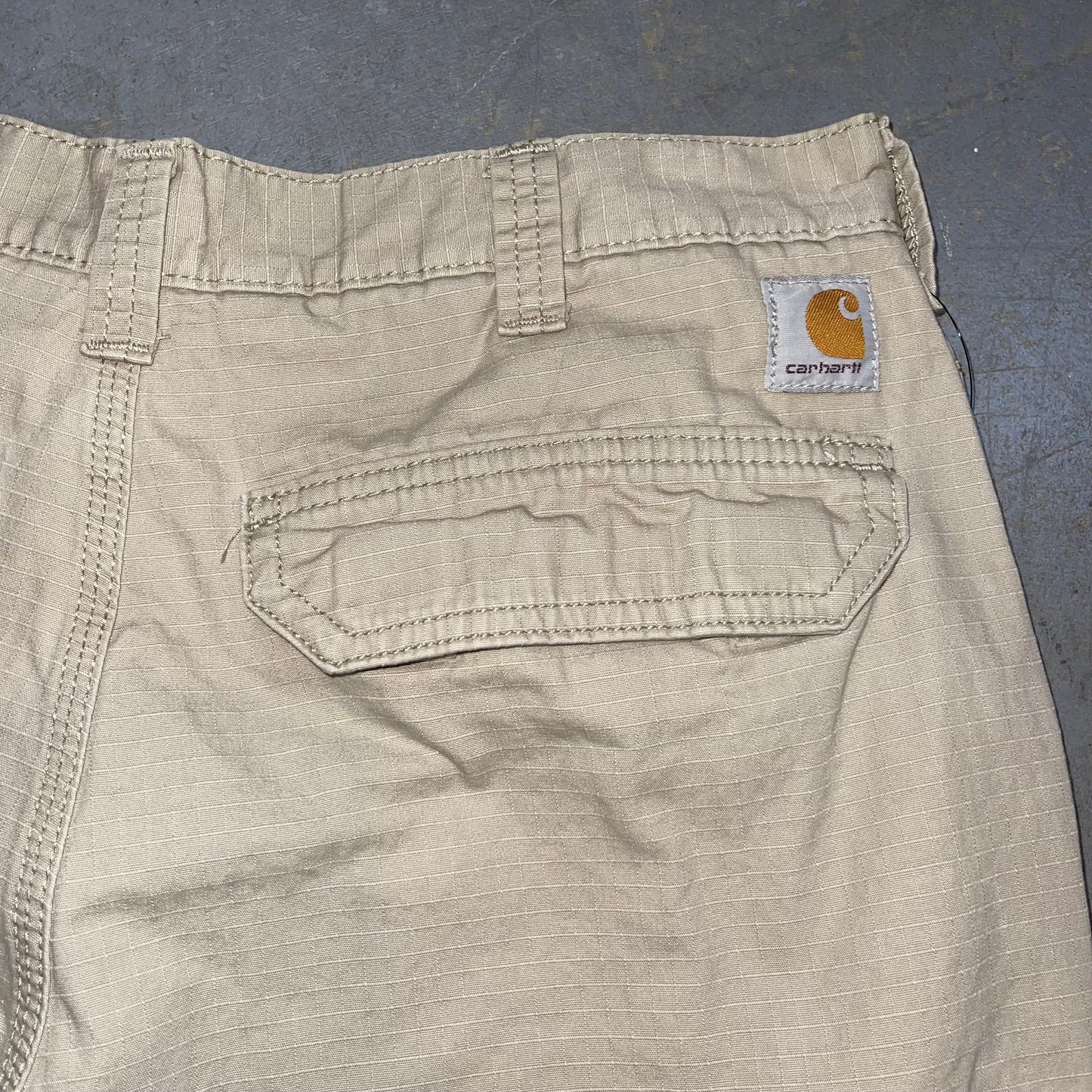 Y2K Carhartt Force Cargo Workwear Shorts. Size 33