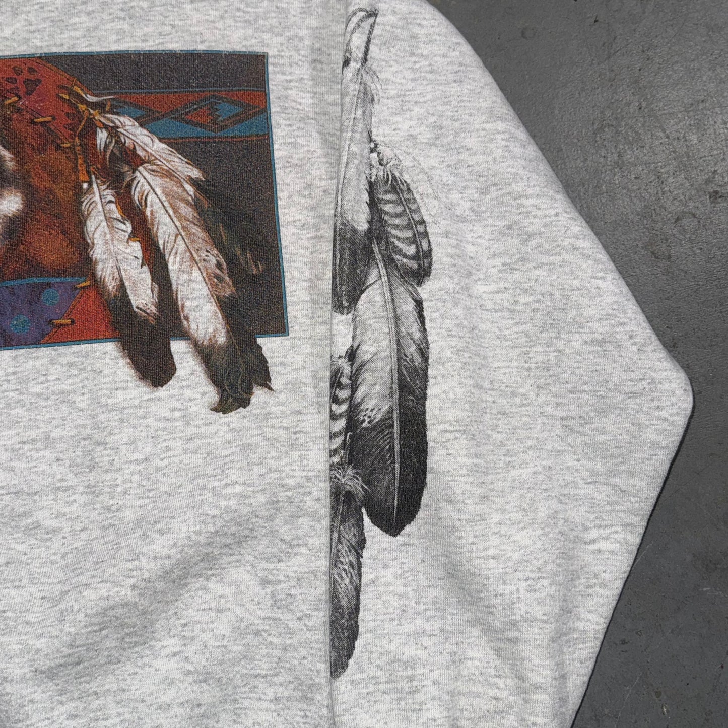 Vintage Wolf Native American Images Crewneck. Size L