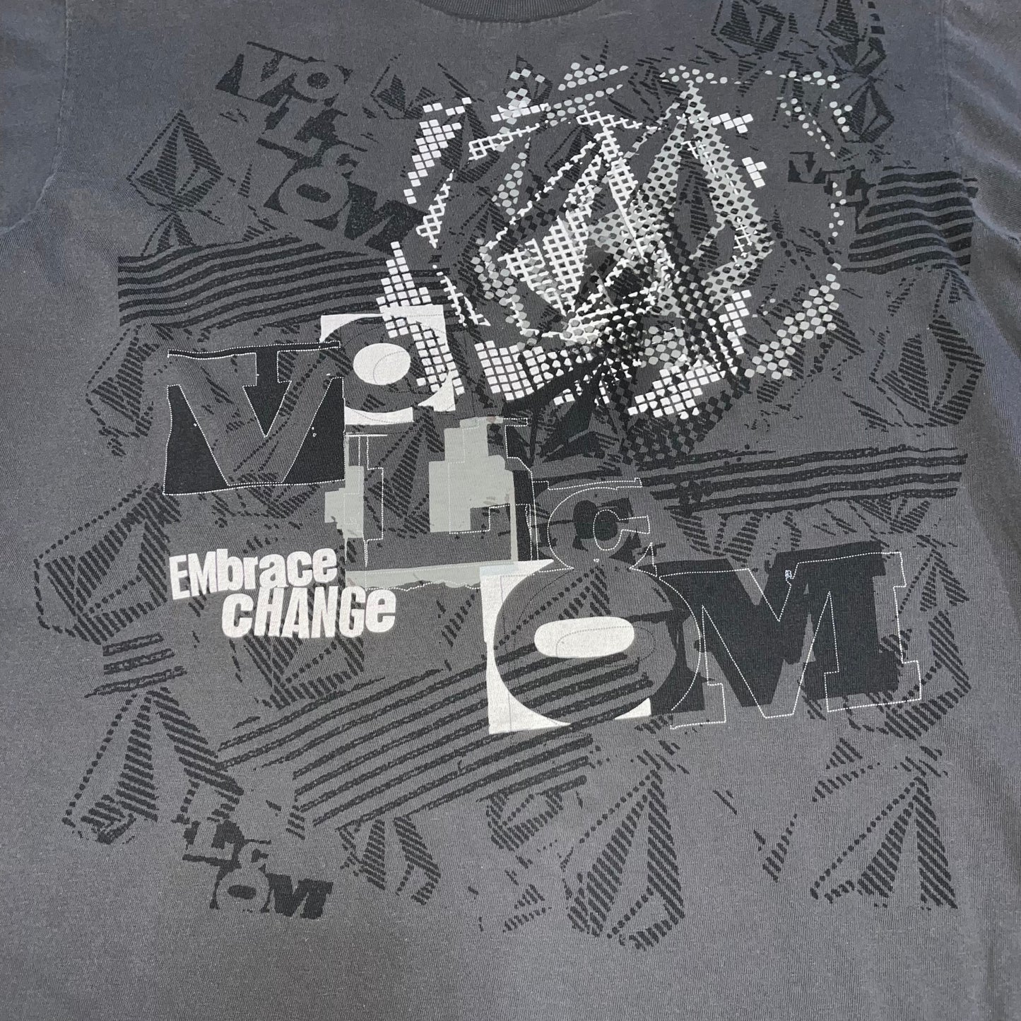 Volcom “Embrace Change” T-Shirt. Size Large