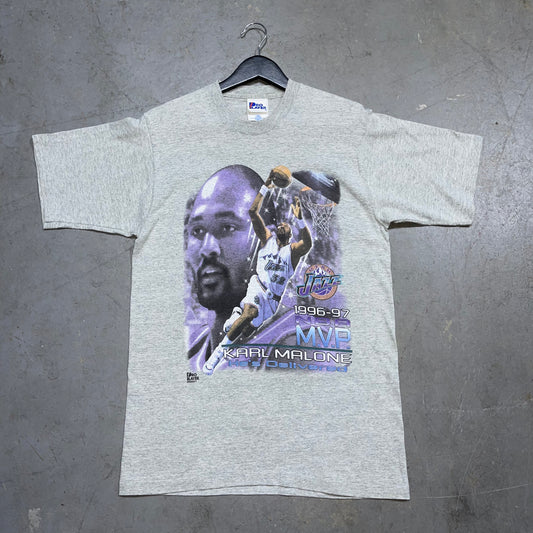 Vintage Karl Malone 1996-97 MVP T-shirt. Youth 18-20