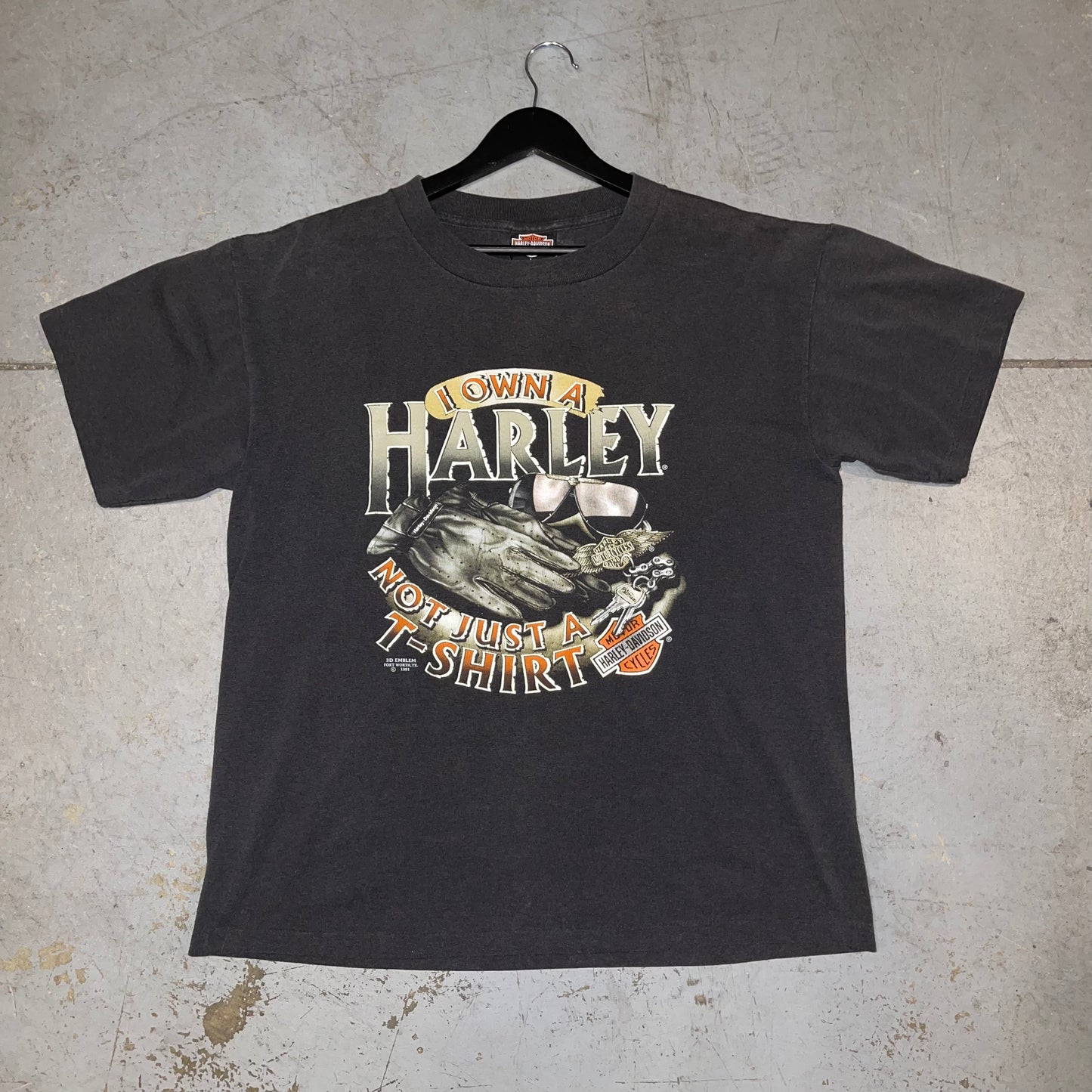 Vintage 1991 3D Emblem Harley Davidson Made in the USA T-shirt. Sz L