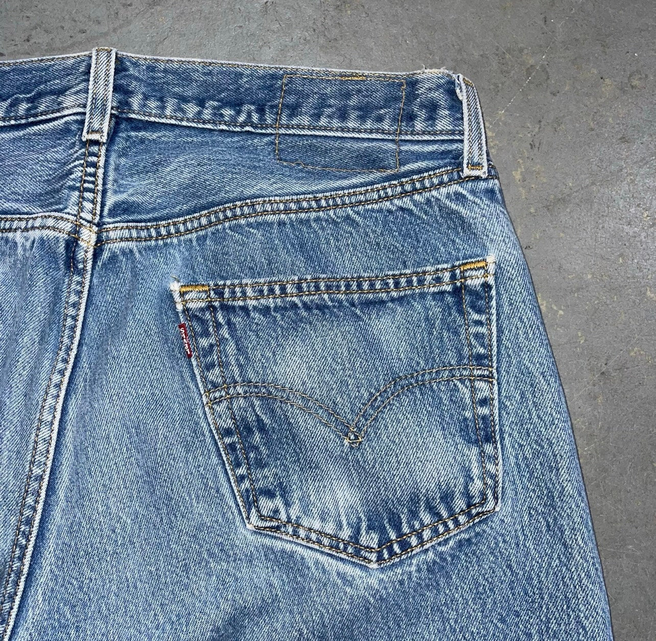 Vintage y2K Levi’s 501 Jeans. Size 36 x 30