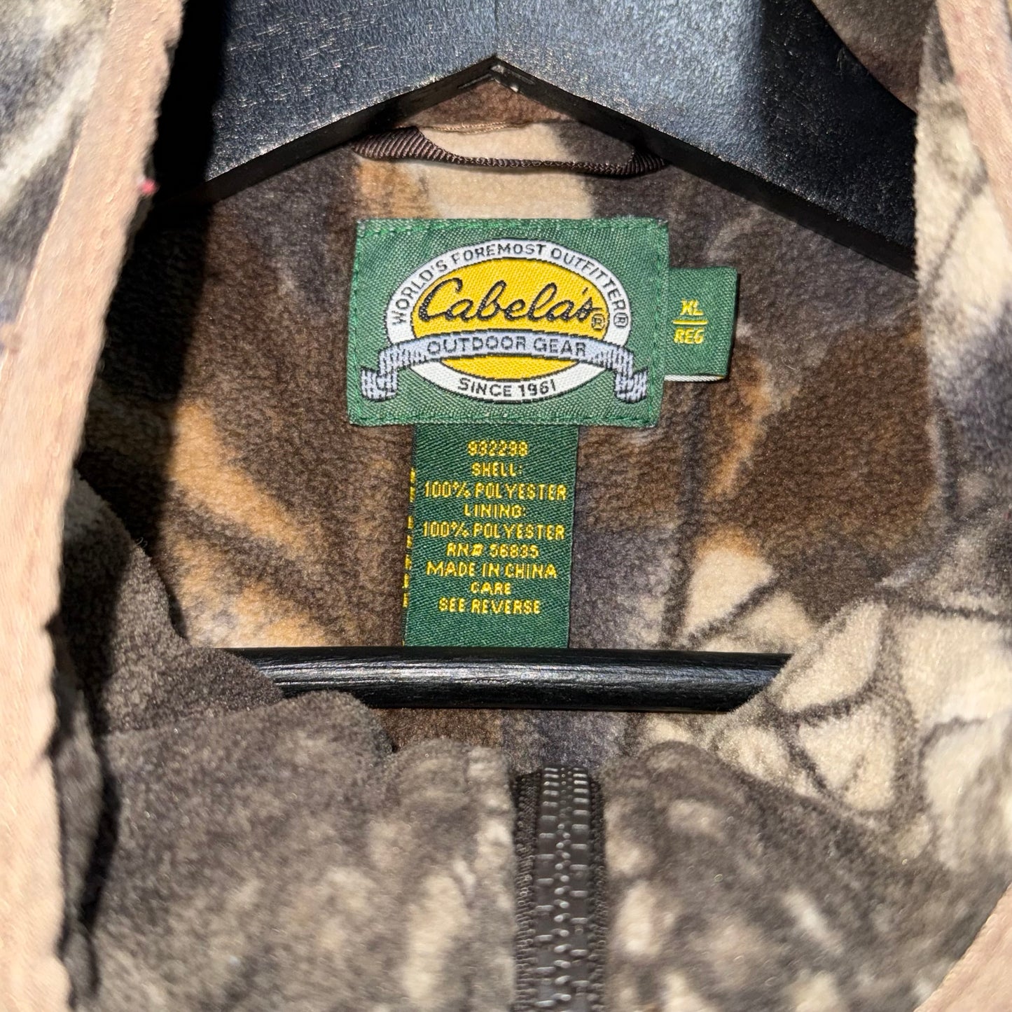 Cabela’s Zip Up Fleece. Size XL