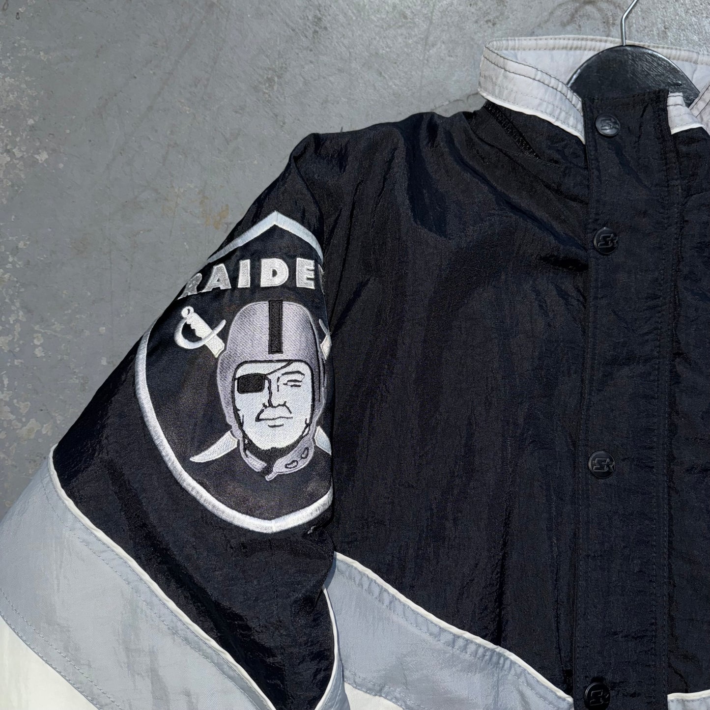 Vintage Raiders Pro Line by Starter Parka. Size Medium.