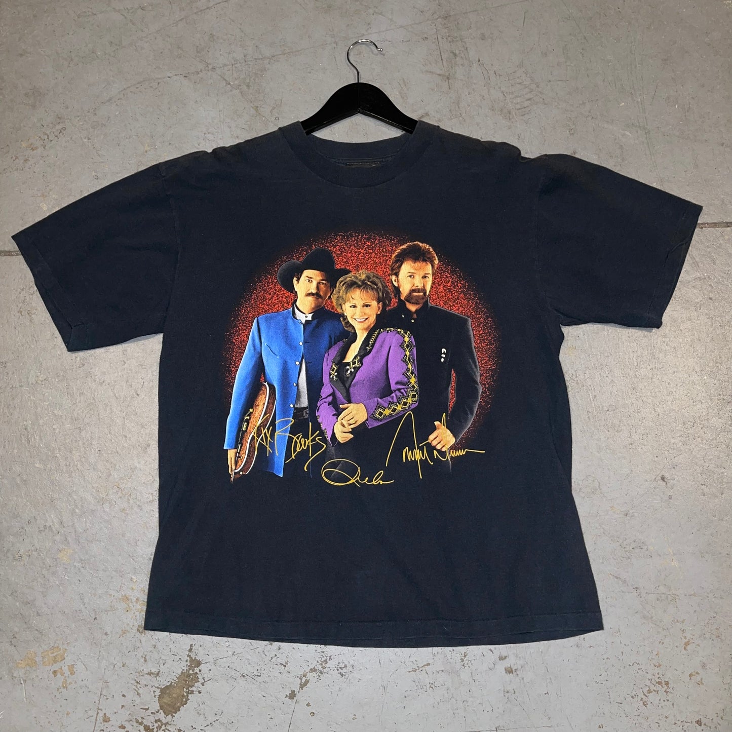 Vintage 1997 The Brooks & Dunn/Reba Tour T-shirt. Sz L
