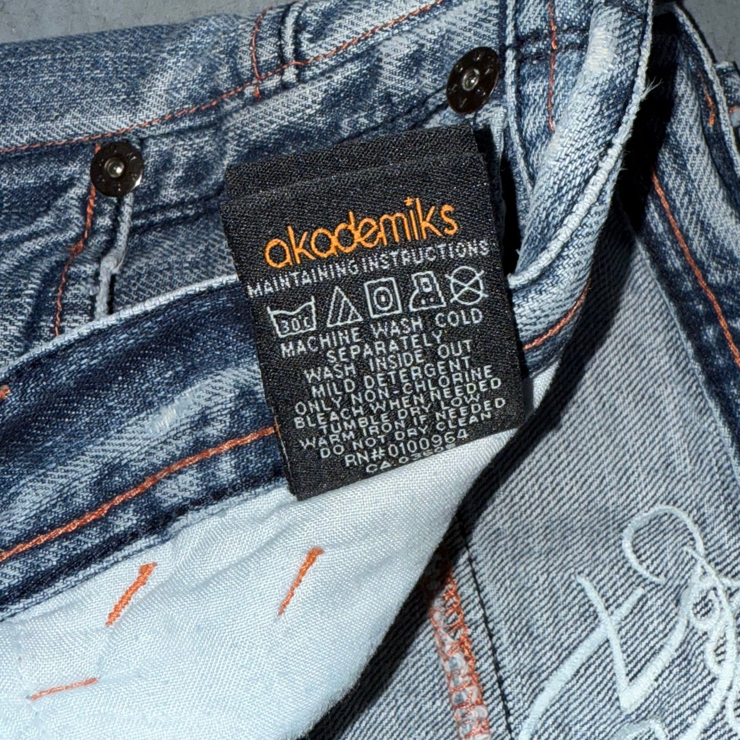 Akademiks RN0I00964 Y2K Baggy Jeans 42x33