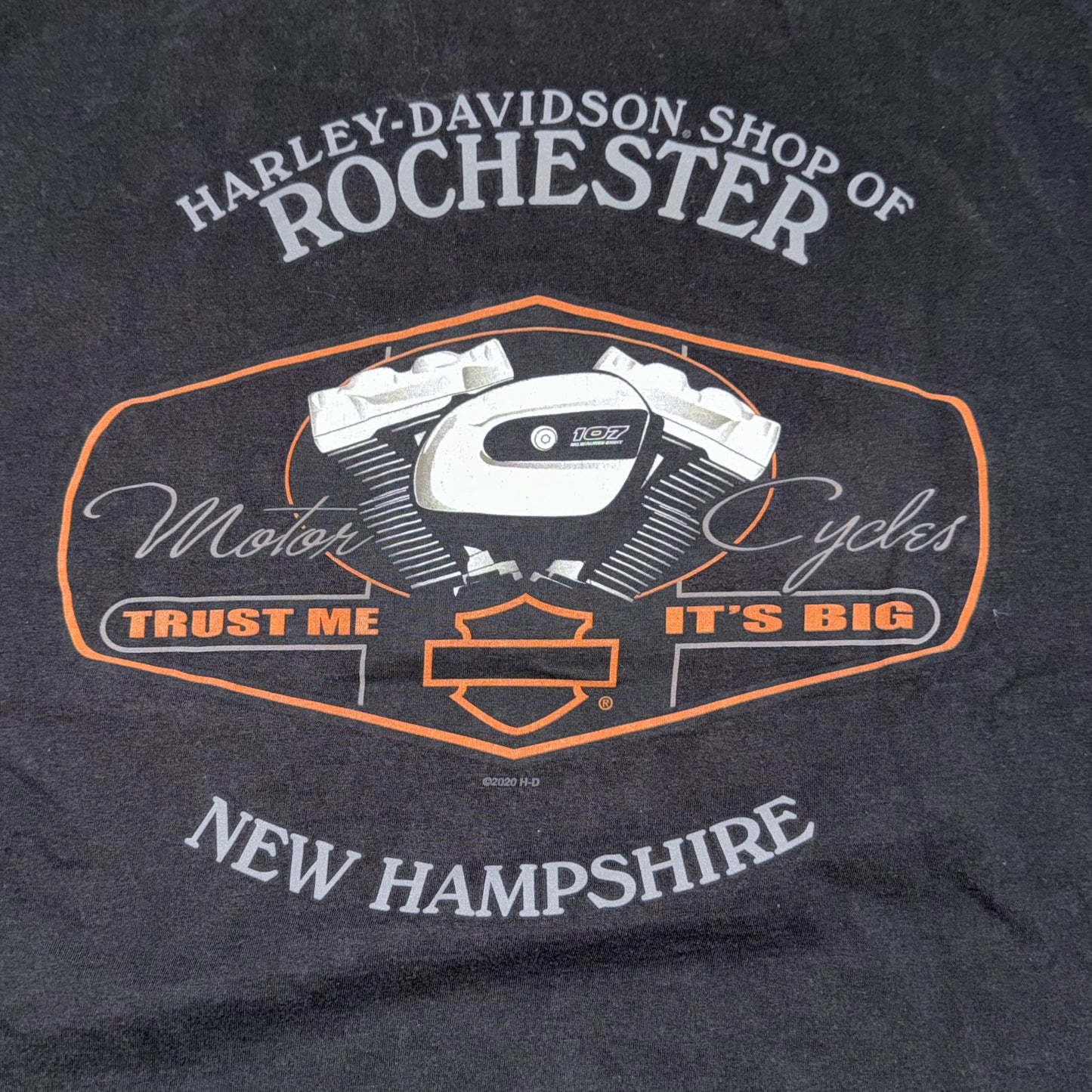 2018 Rochester New Hampshire Harley Davidson T-Shirt. Size L