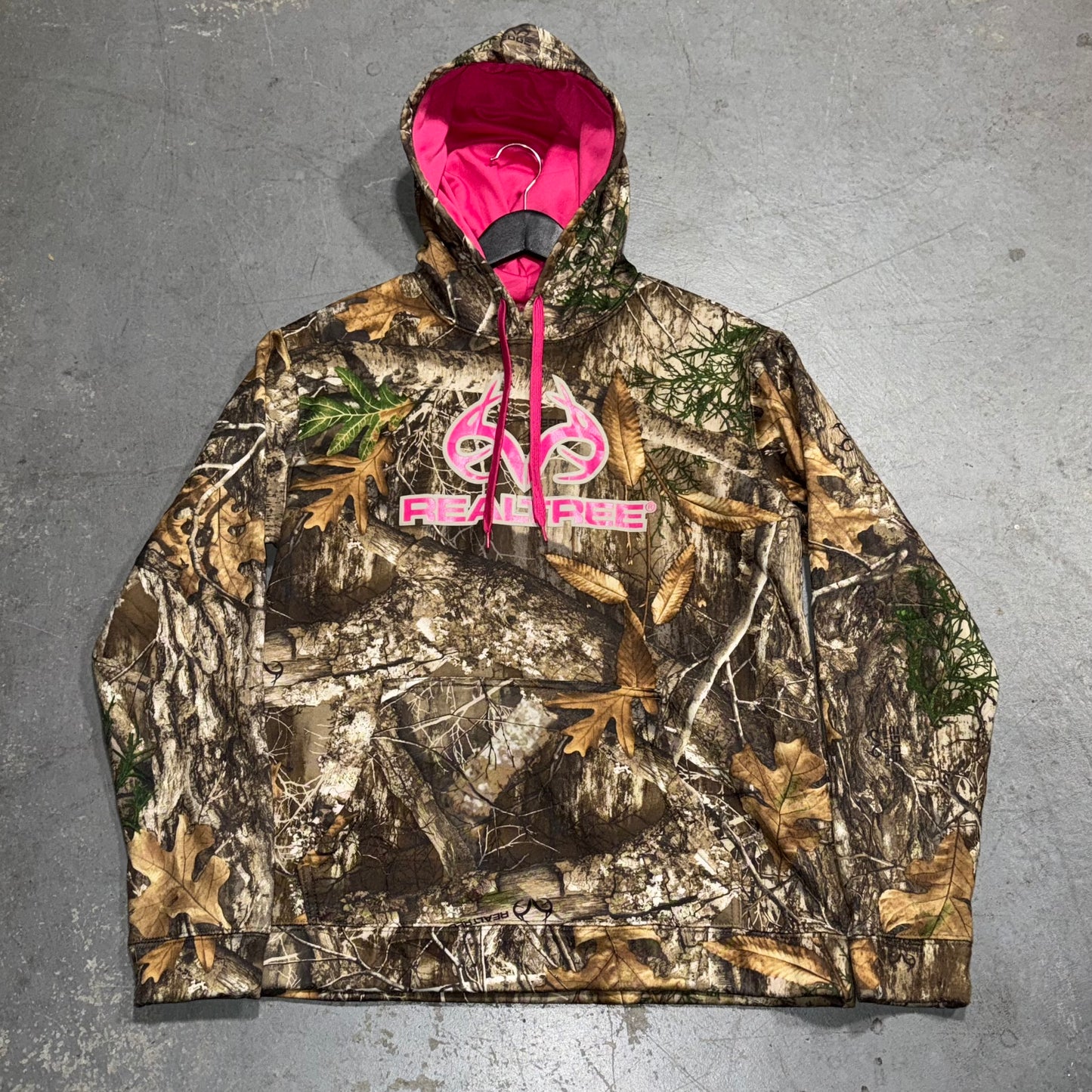 Modern Realtree Camouflage Hoodie. Size L (12-14)