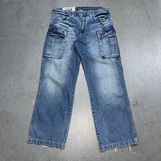 Vintage Y2K GAP Cargo Baggy Jeans. Size 36