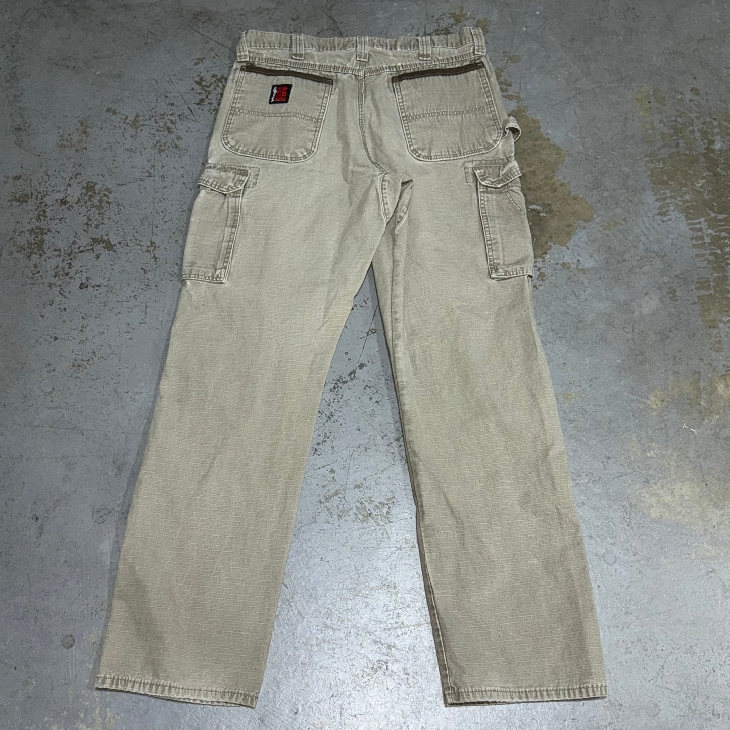 Wrangle Riggs Cargo Pants