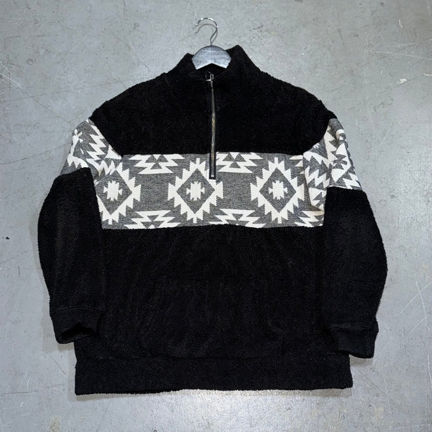 Grace & Emma Tribal Quarter Zip Fleece. Size S