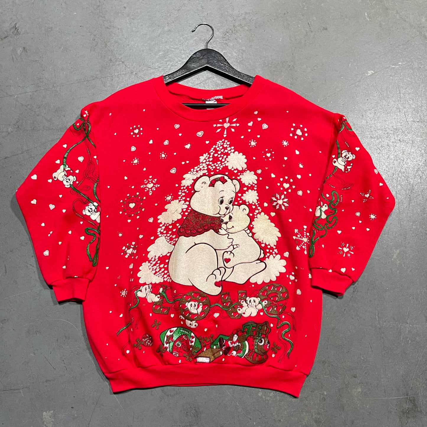 Vintage 80’s AOP Cute Christmas Crewneck. Size Small