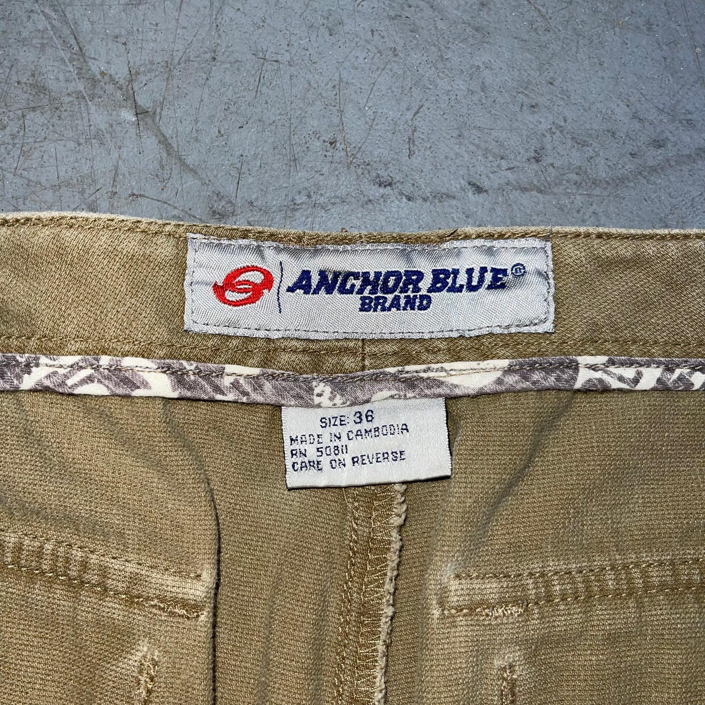Anchor Blue Cargo Shorts. Sz 38