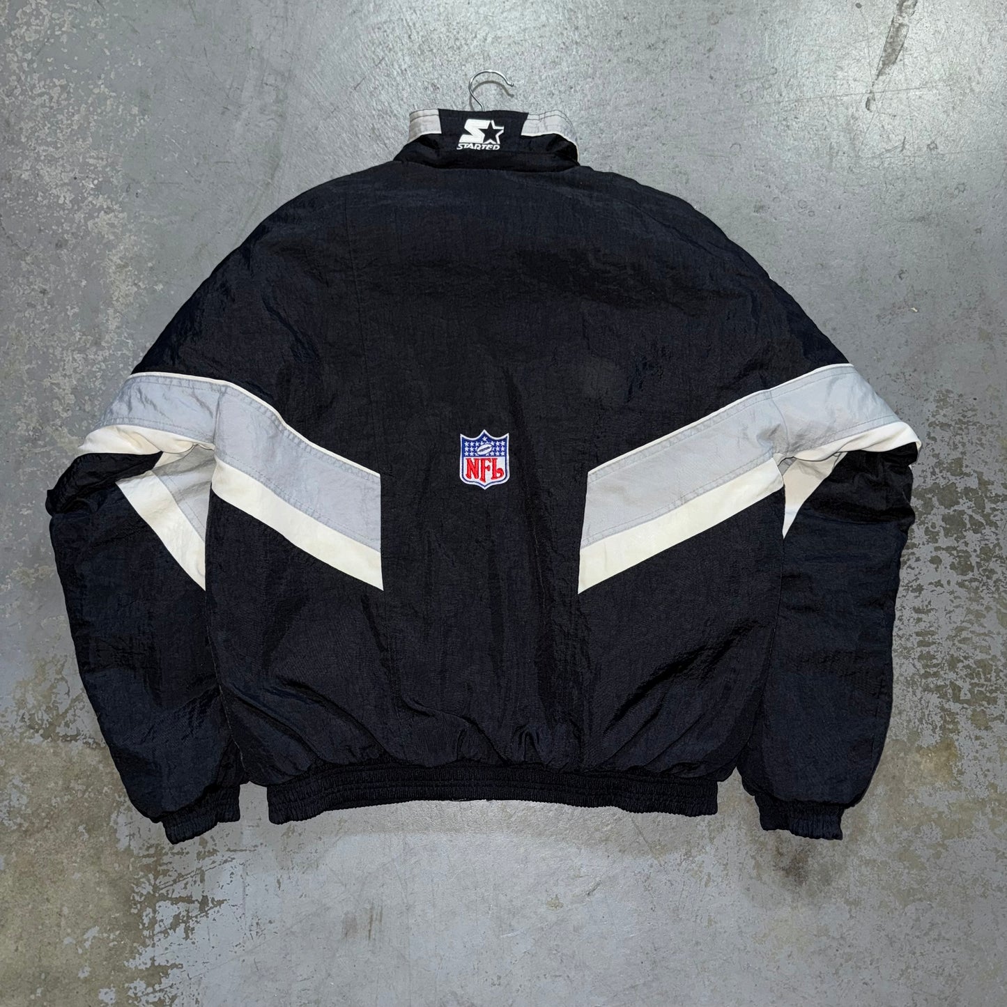 Vintage Raiders Pro Line by Starter Parka. Size Medium.